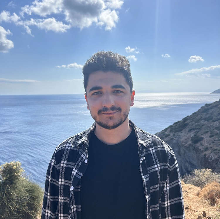 Στραβοπόδης,  Μηνάς